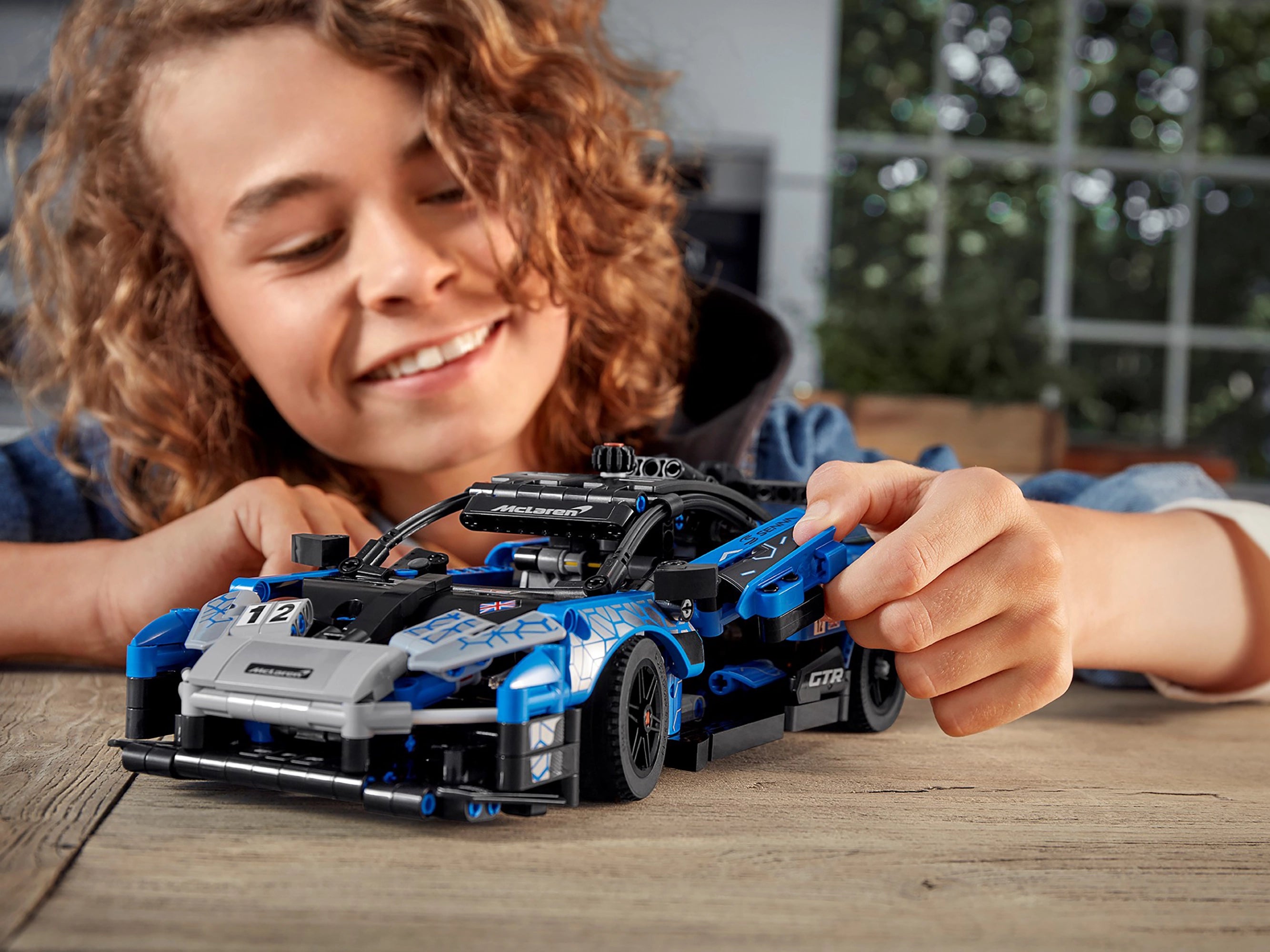 Foto: Klemmbaustein Lego McLaren Senna GTR (42123)