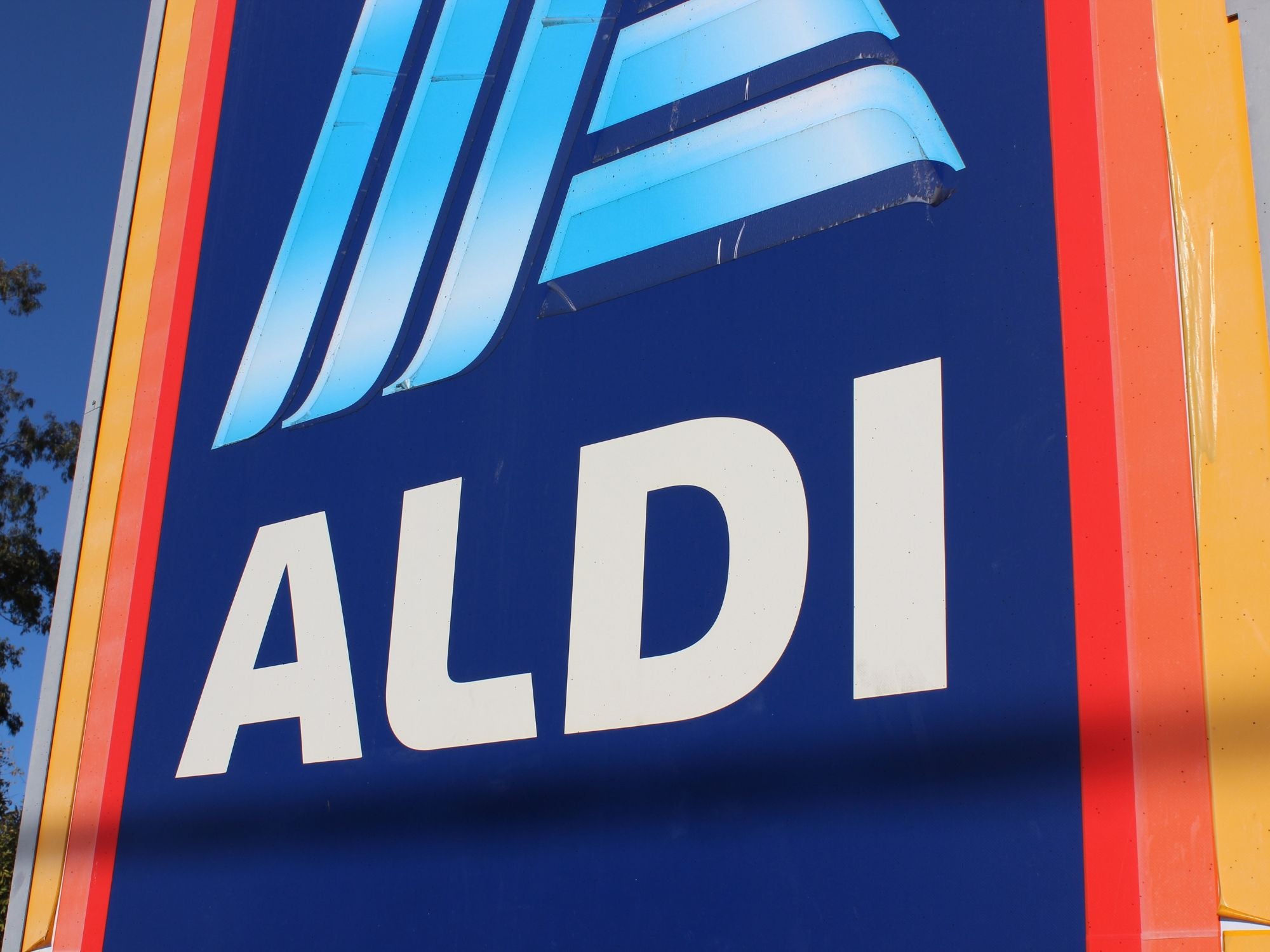 Aldi Logo an einem Geschäft