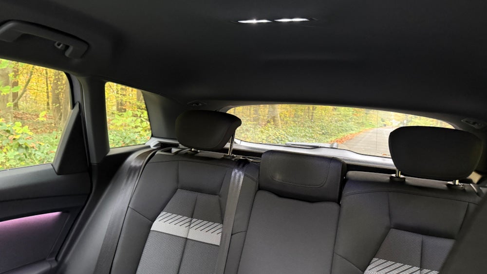 Blick nach hinten im Audi Q4 e-tron.