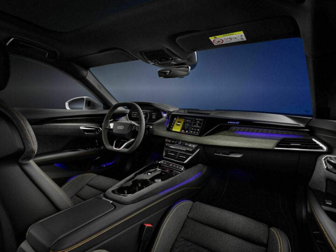 Im Innenraum des Audi S E-tron GT befindet sich eine Ambientebeleuchtung.