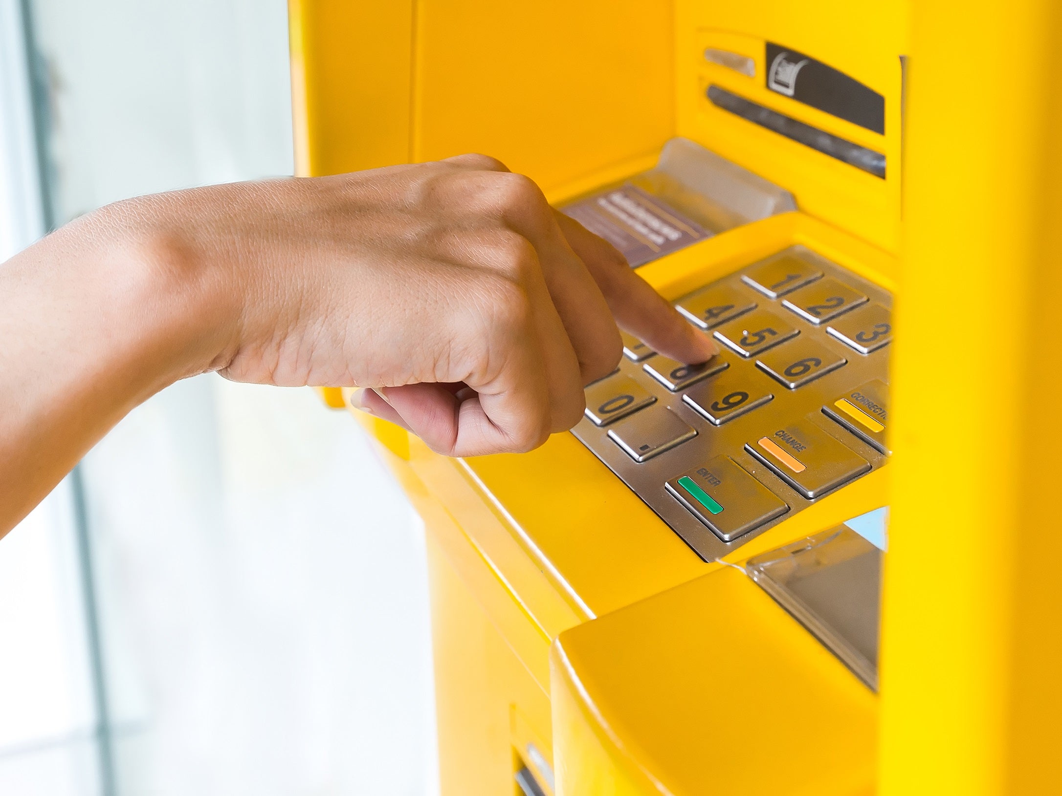 Bankautomat, Phishing, Geldautomat