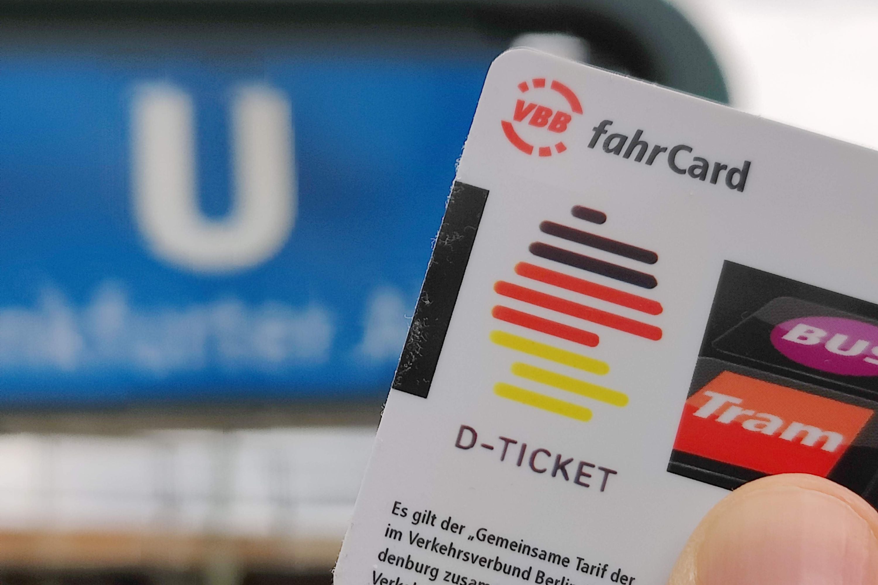 Kritik am Deutschlandticket