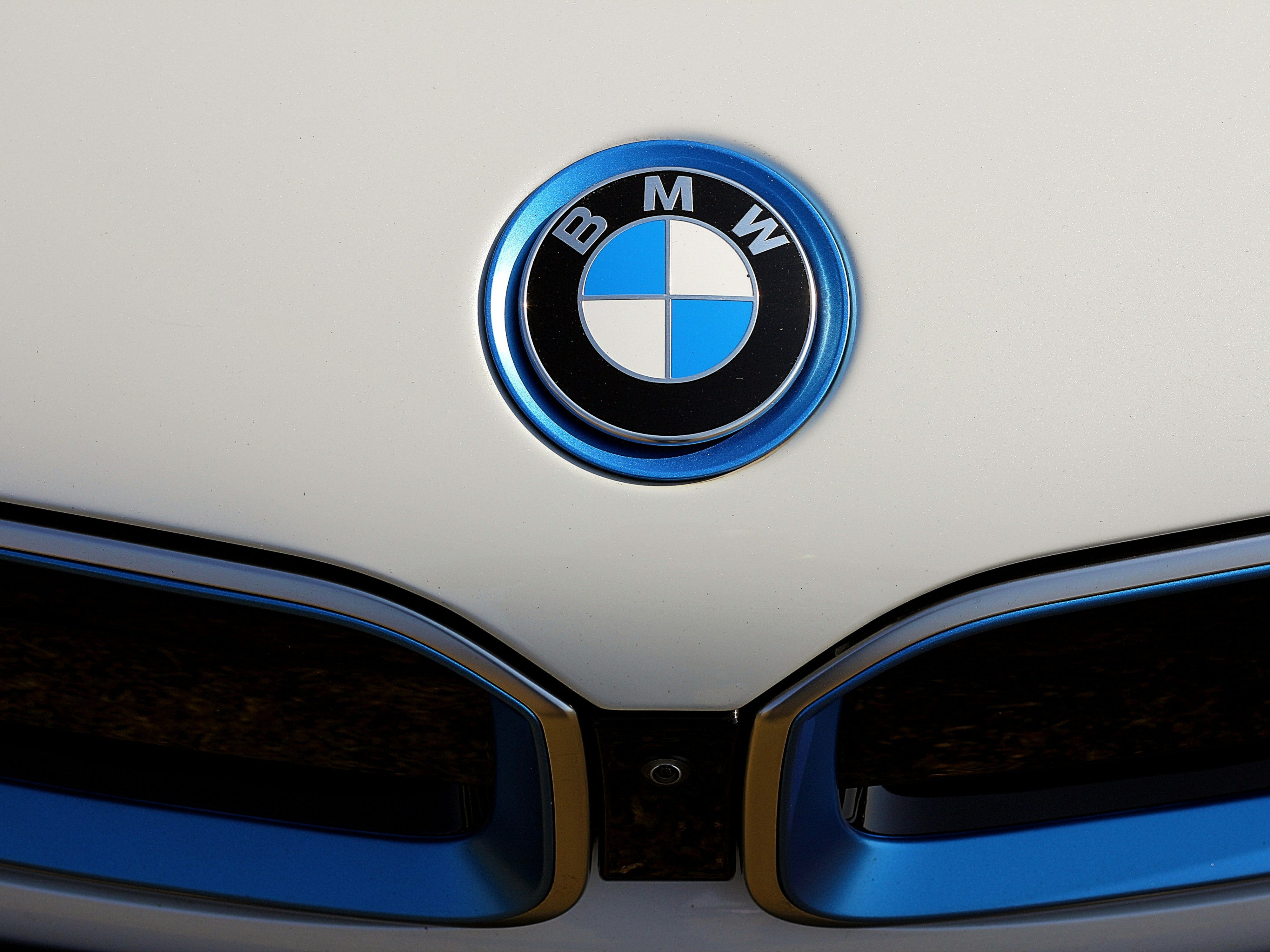 #E-Auto: BMW storniert Akku-Lieferung für 2 Milliarden Euro – was steckt dahinter?