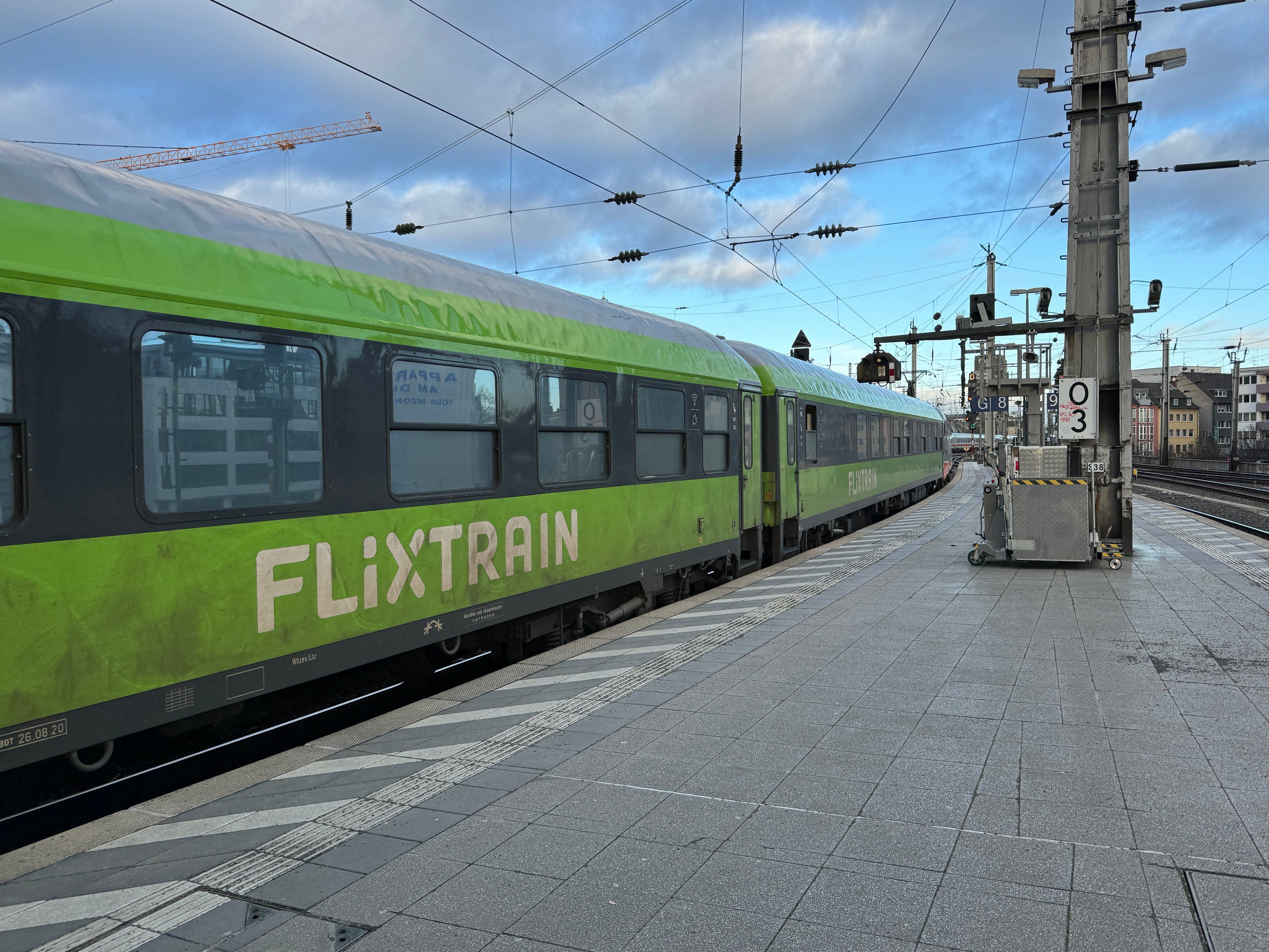 Ein Zug von Flixtrain