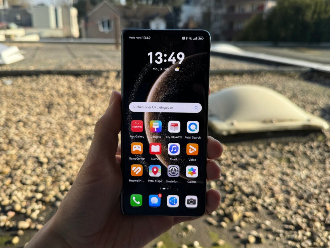 Huawei Mate X6 in meiner Hand