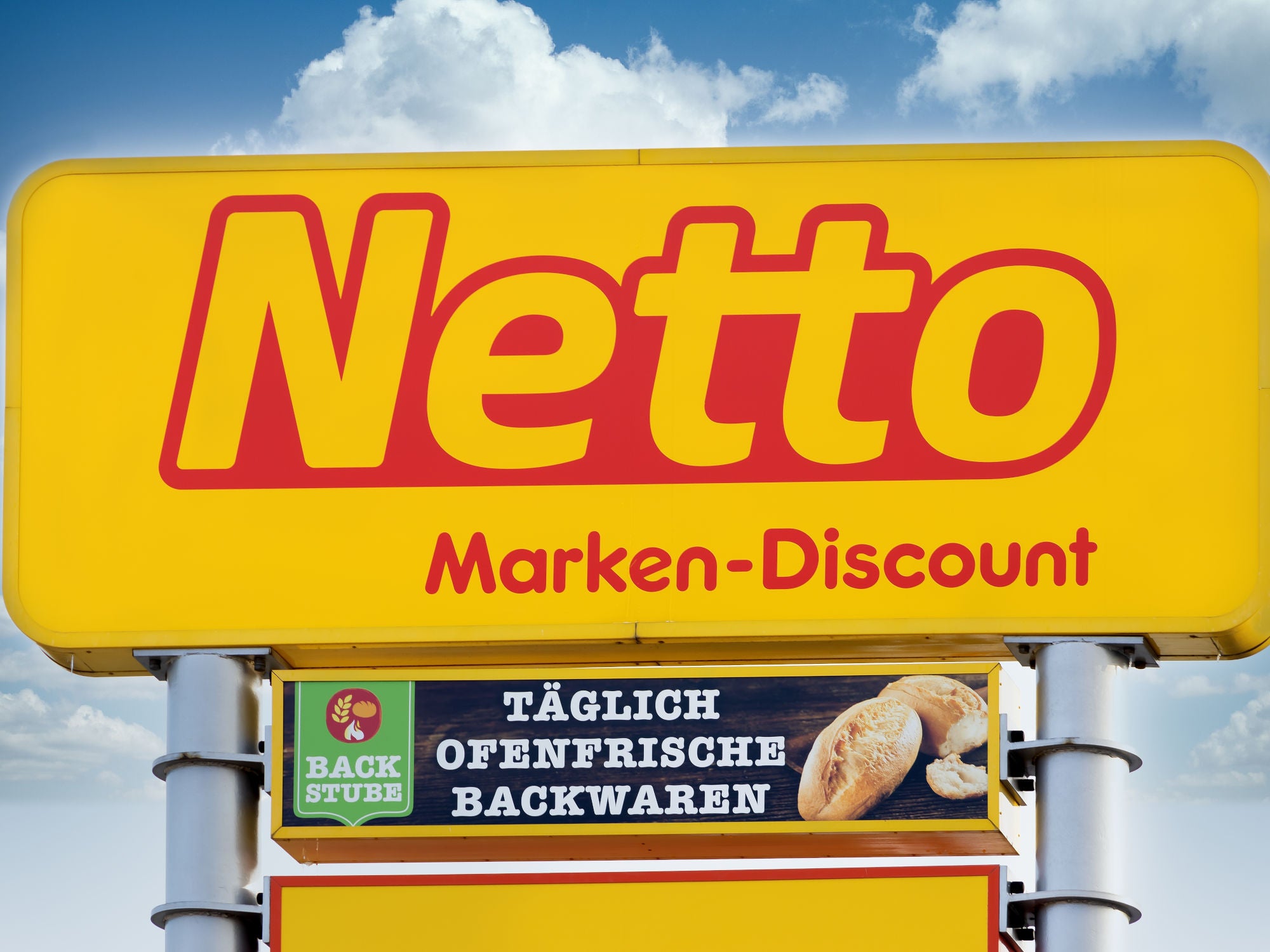 Straßenschild von Netto Marken-Discount.