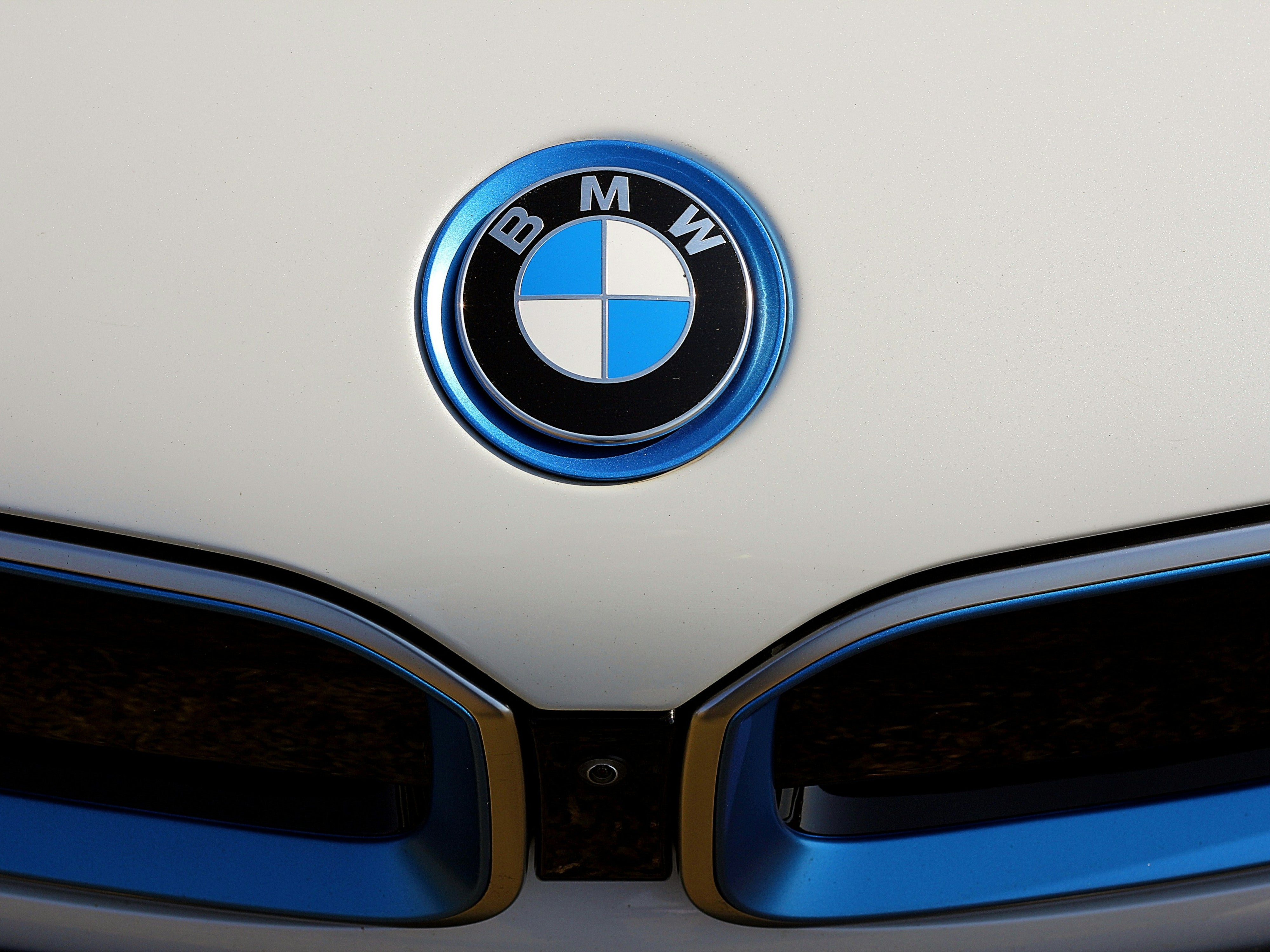 Neue E-Autos von BMW: Jetzt geht's dem Preis an den Kragen