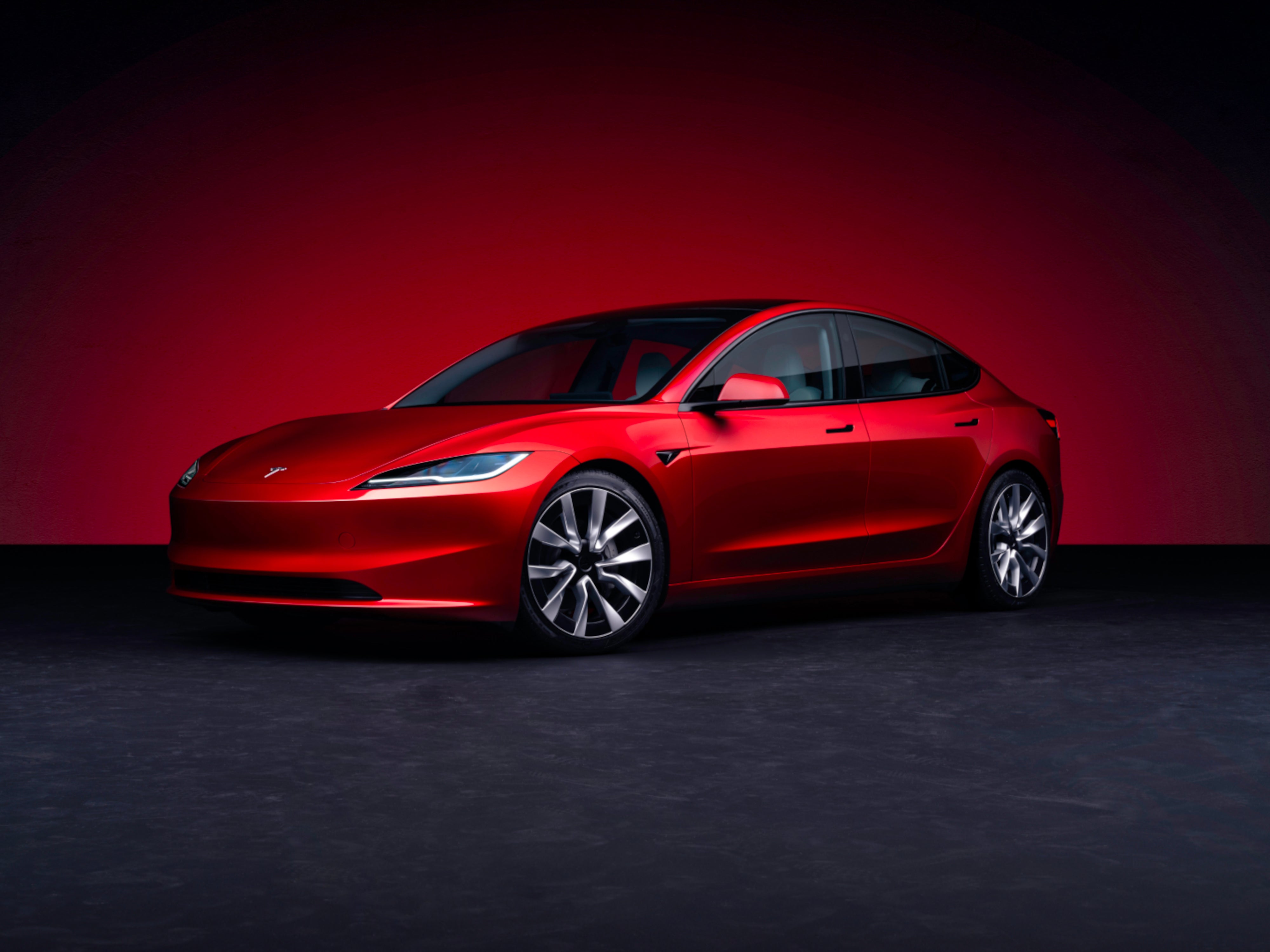 Tesla Model 3 mit Facelift: Erfolgsmodell bekommt neuen Anstrich