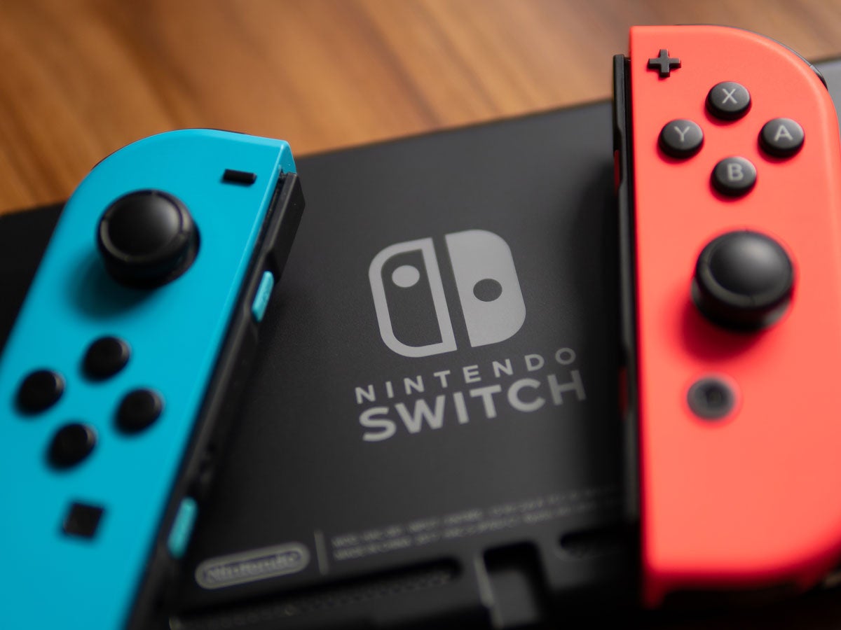 Ninteno Switch mit Joy-Controllern