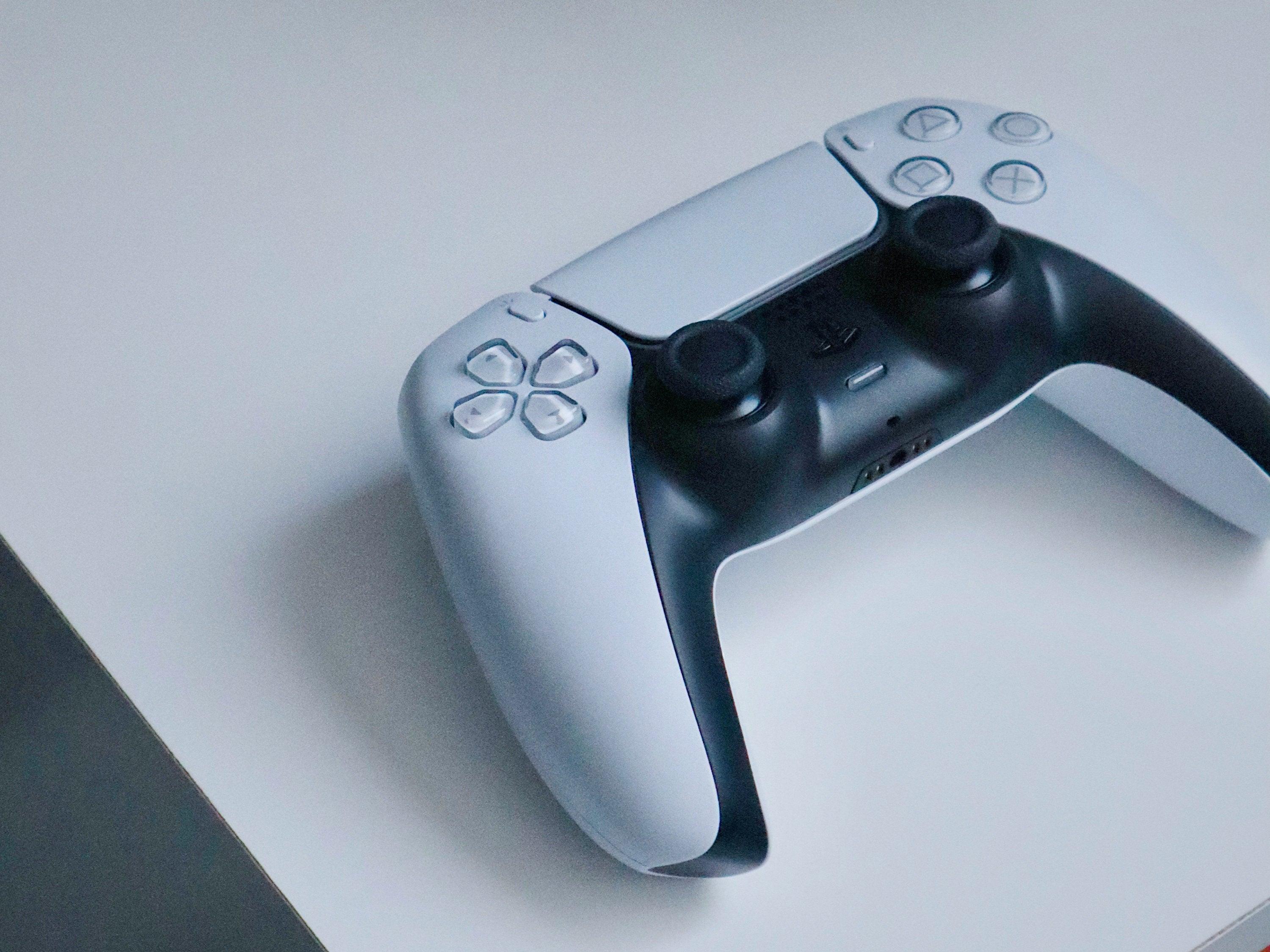 PlayStation 5 Pro: Erstes Foto der Konsole verunsichert Gamer