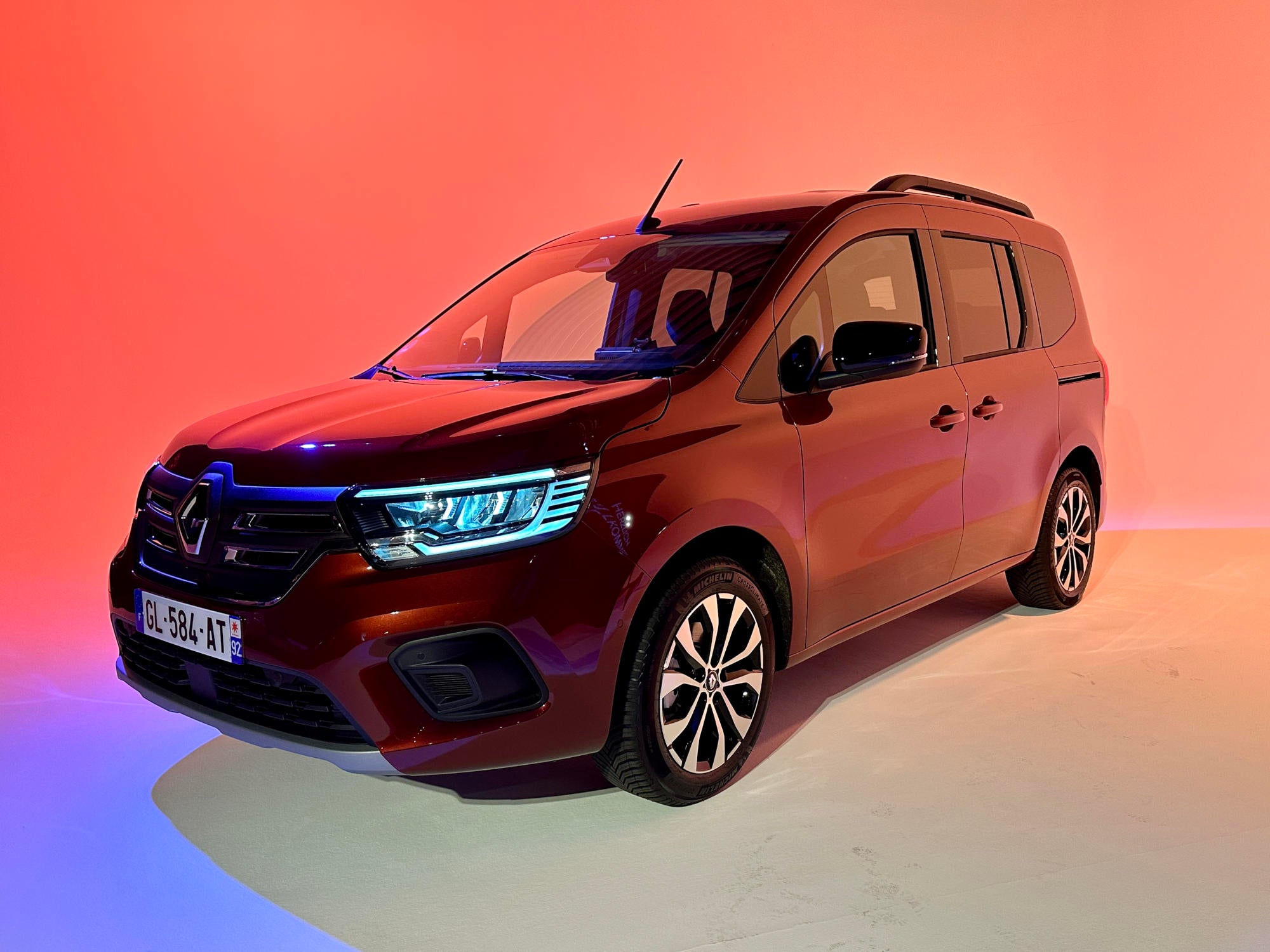 Renault Kangoo E-Tech Electric offenbart im Test viel Potenzial