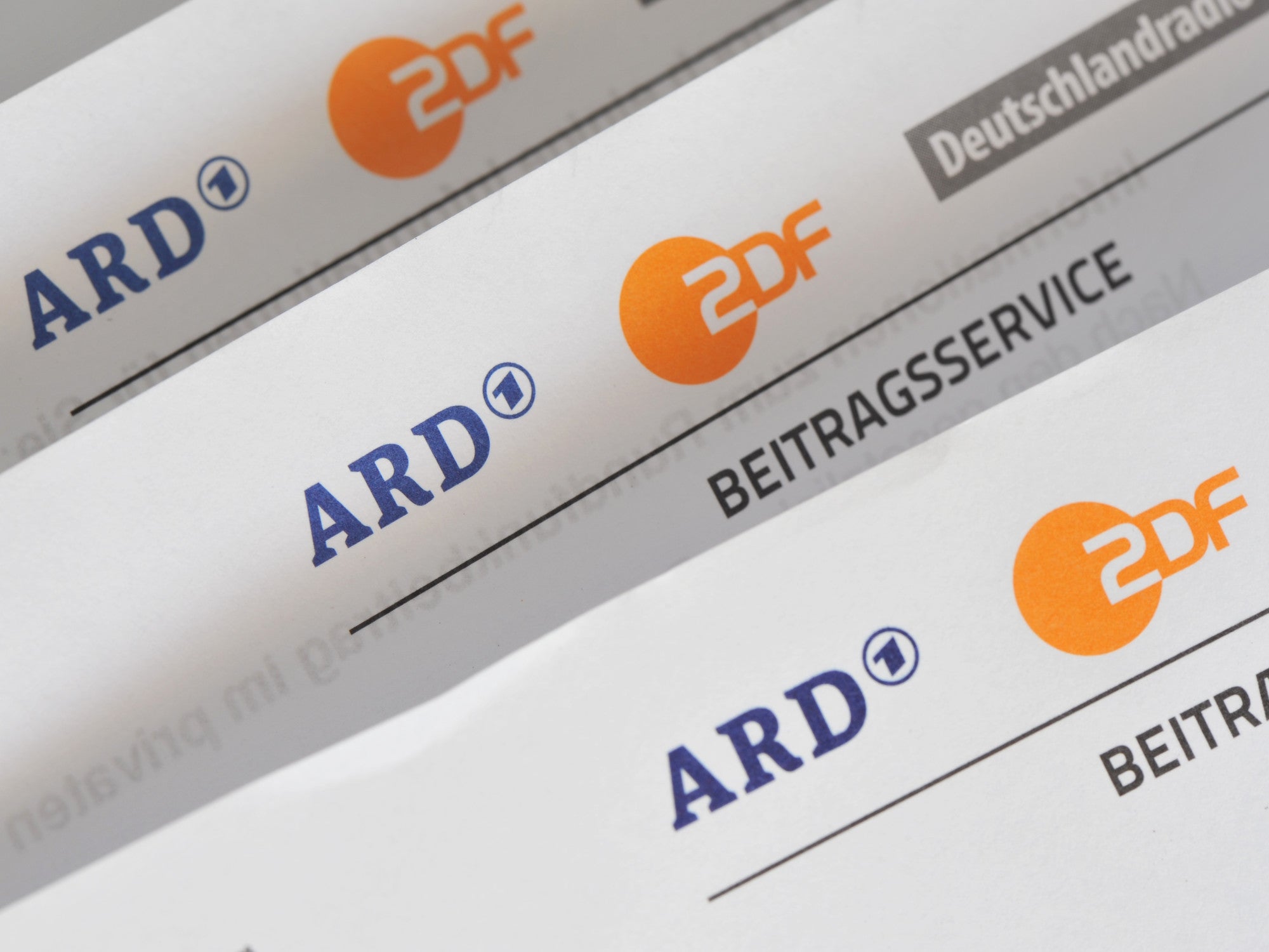 Schreiben vom Beitragsservice von ARD, ZDF und Deutschlandradio in der Nahaufnahme.