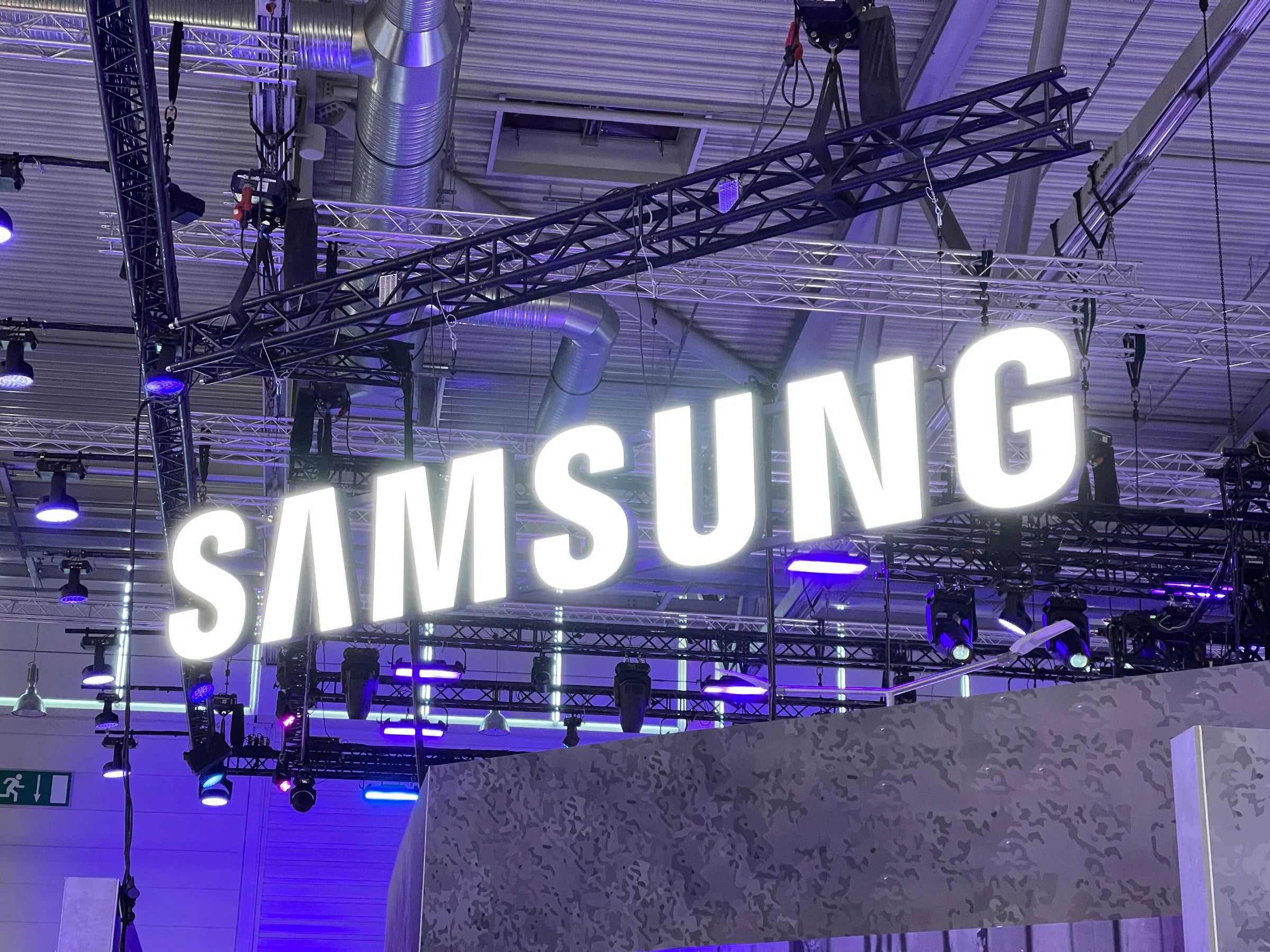 Samsung-Logo auf einer Messe