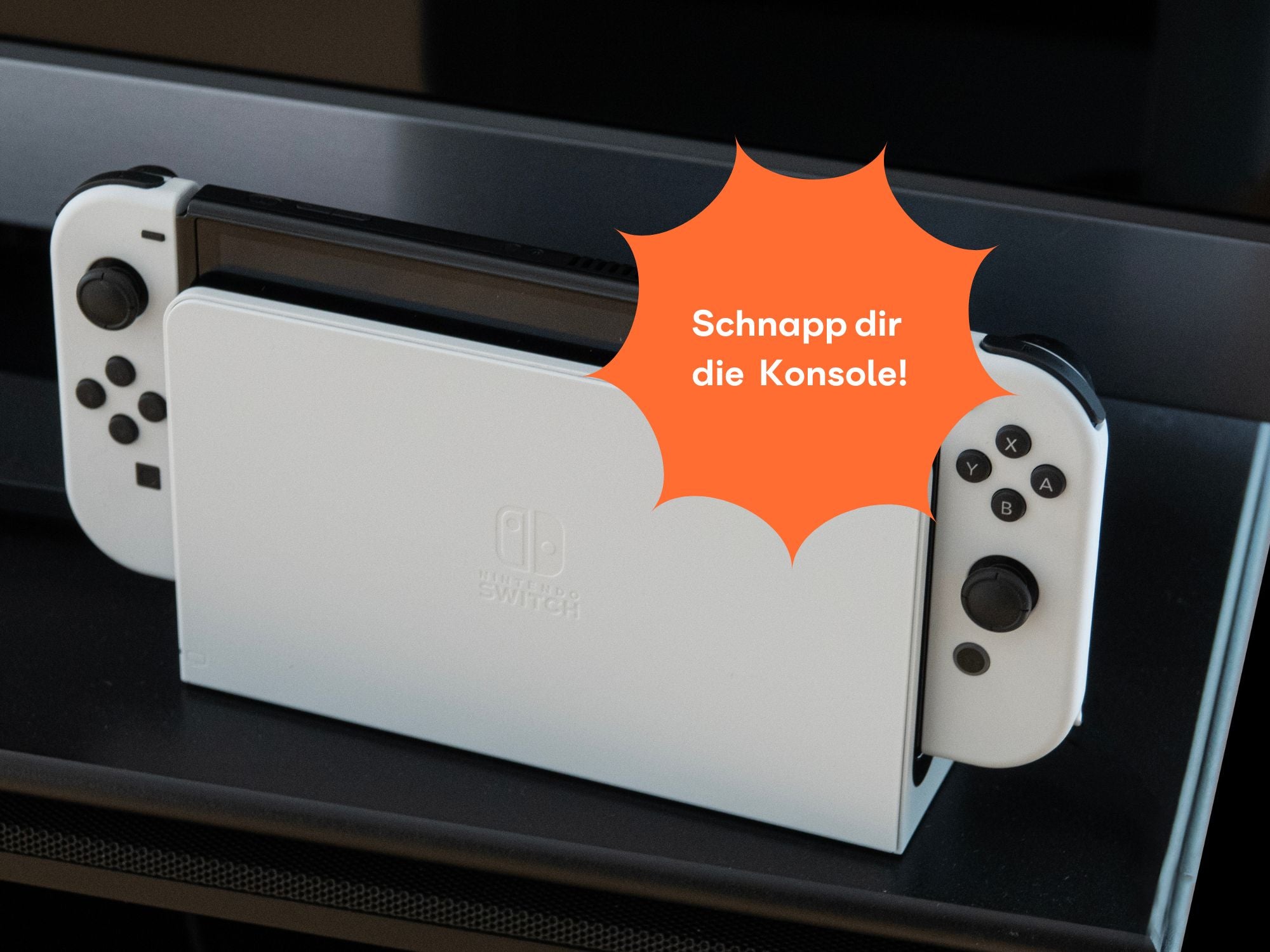 Die Nintendo Switch OLED in weiß