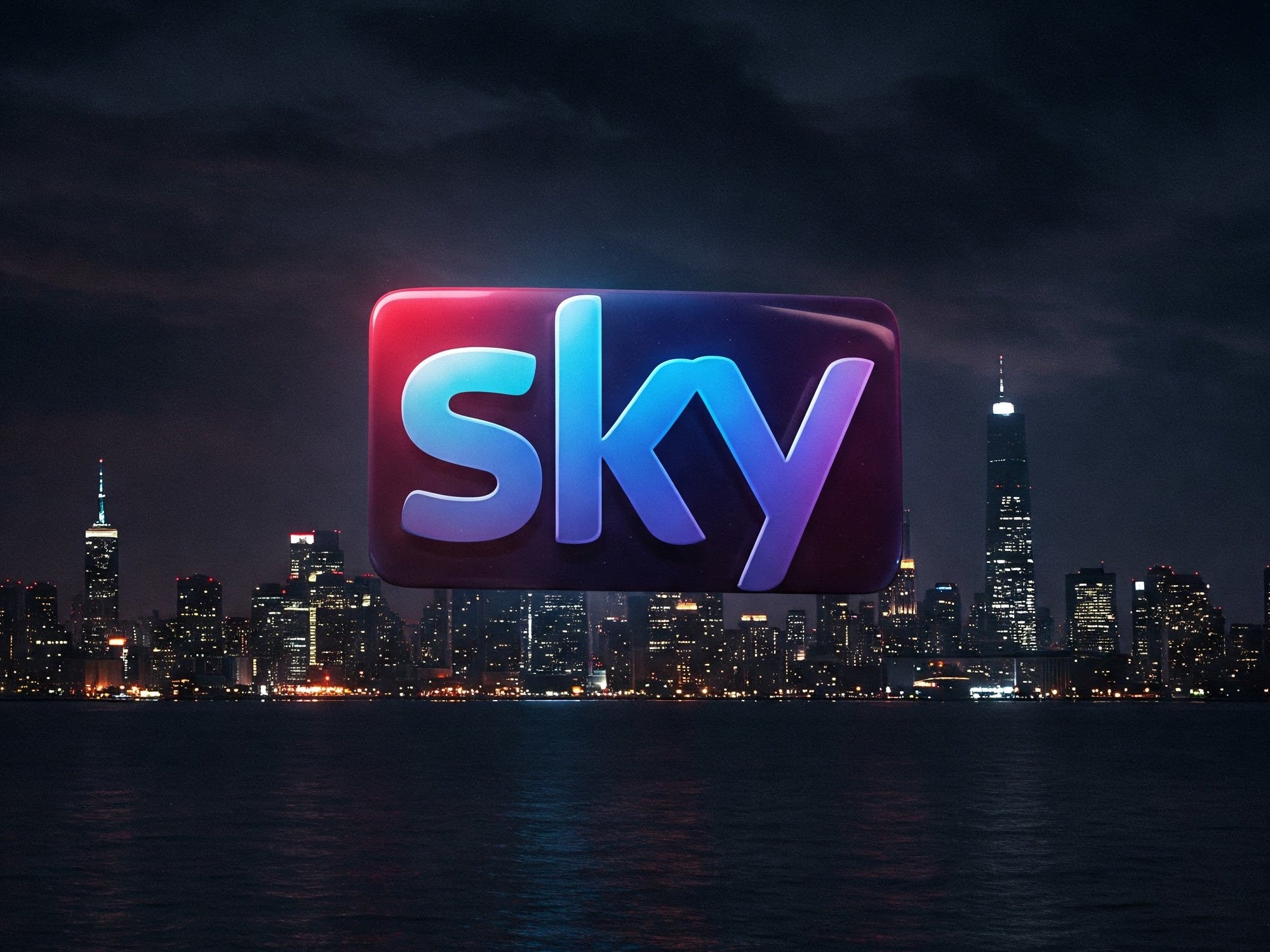 Sky-Logo vor der Skyline von New York.