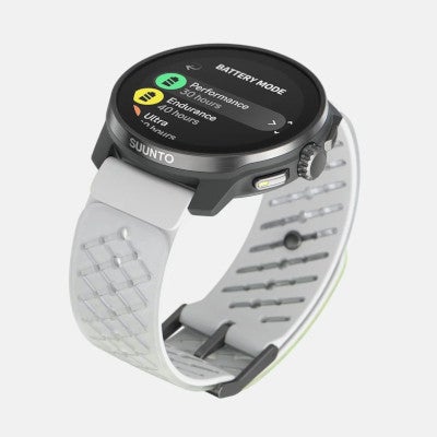 Suunto Race S Titanium in der Frontansicht.