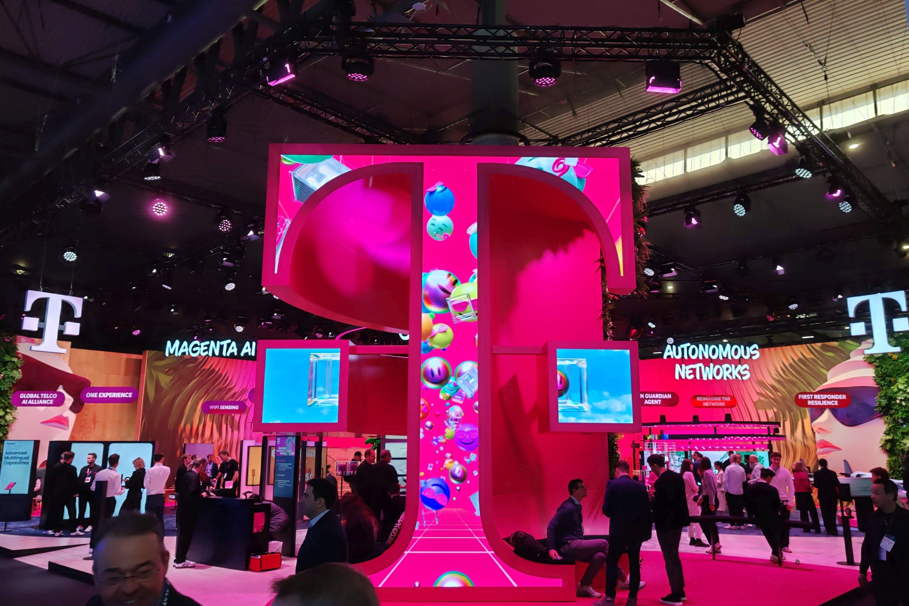 Das Telekom-Logo auf dem MWC