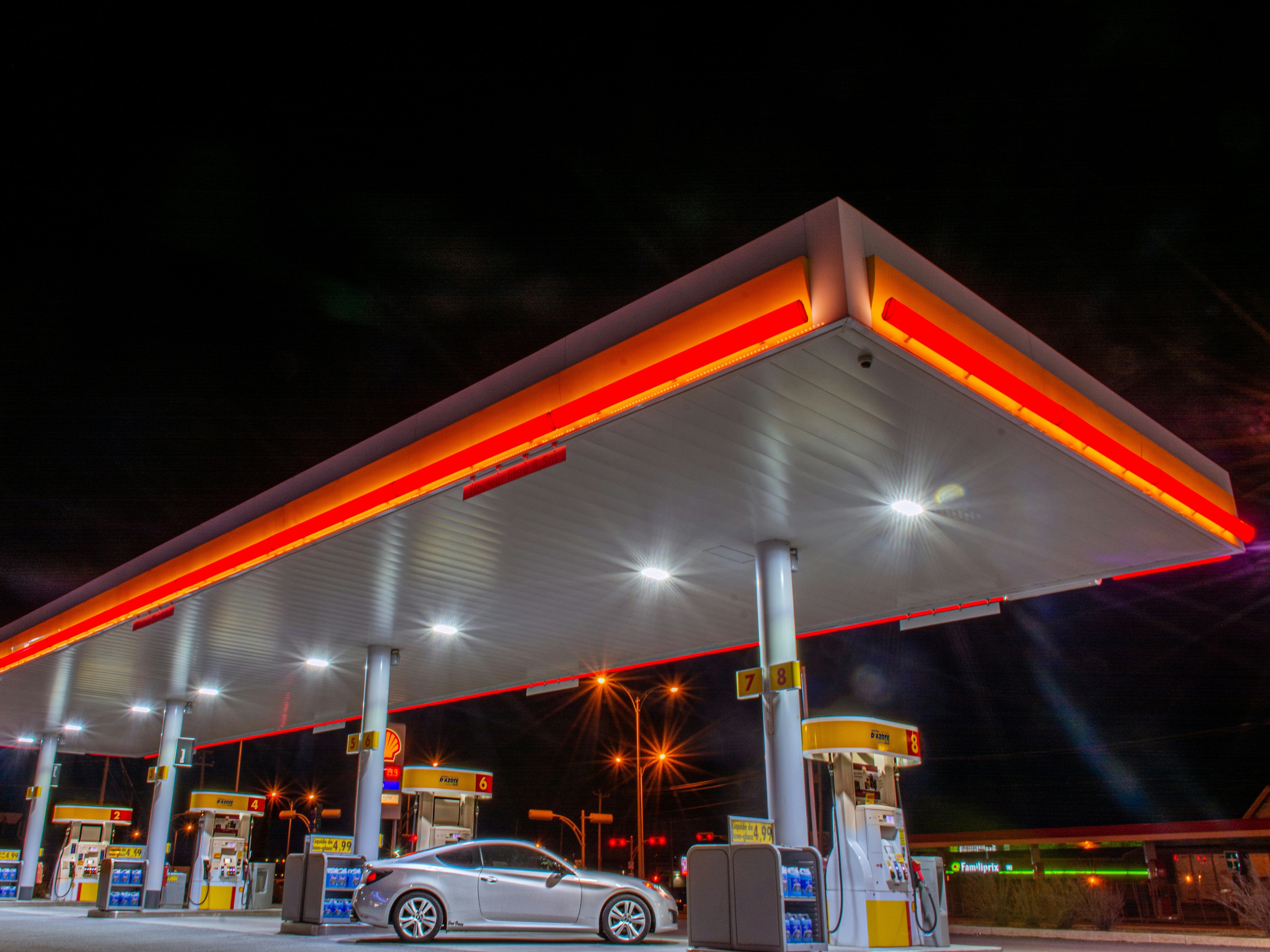 Tankstellen rüsten auf: Erleichterung für Millionen von E-Autofahrern