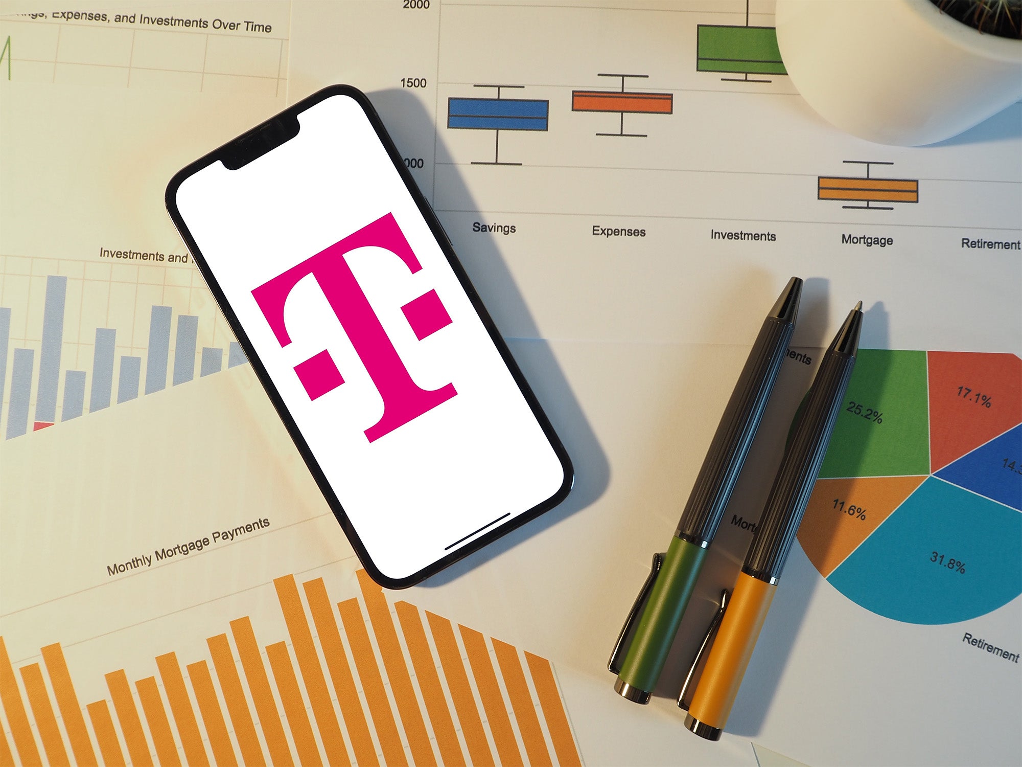 Telekom-Logo auf einem Smartphone