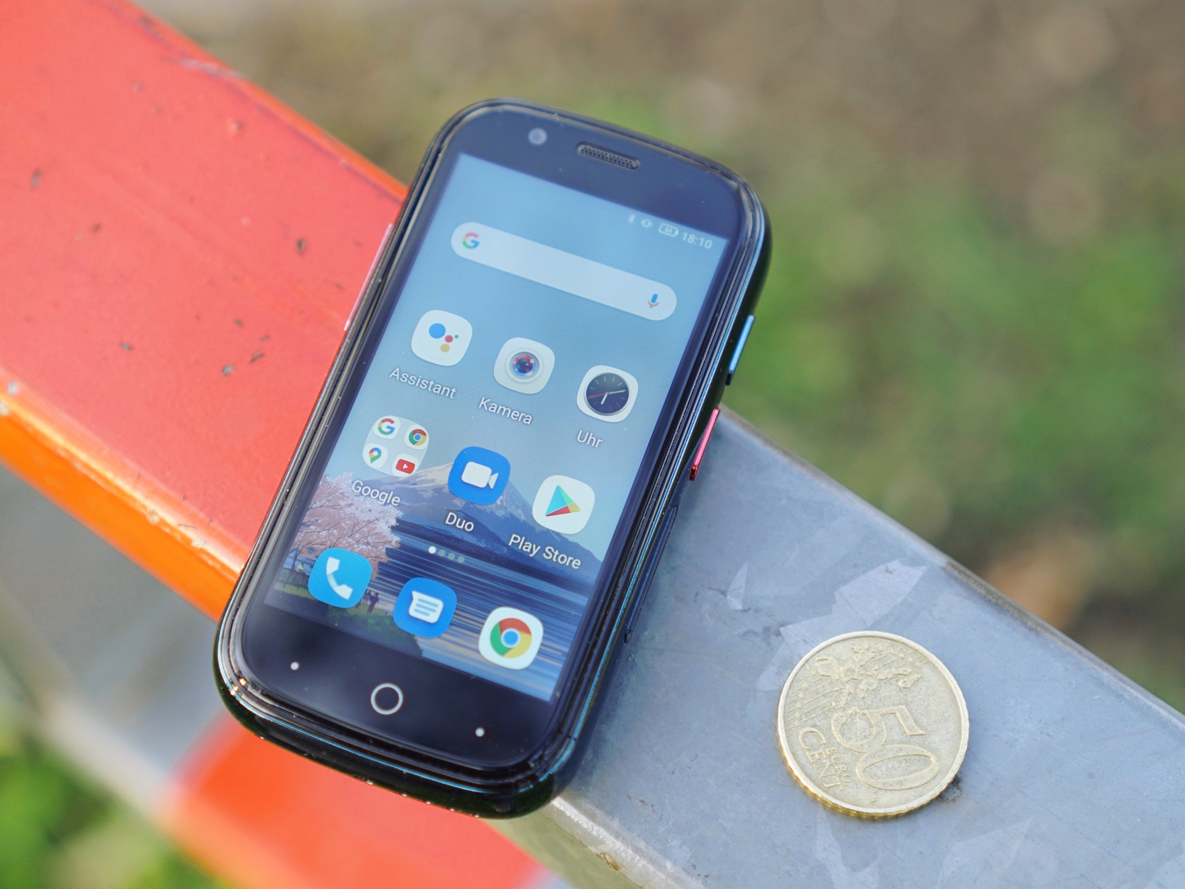 Jelly 2 im Test: So gut ist das kleinste 4G-Handy der Welt wirklich