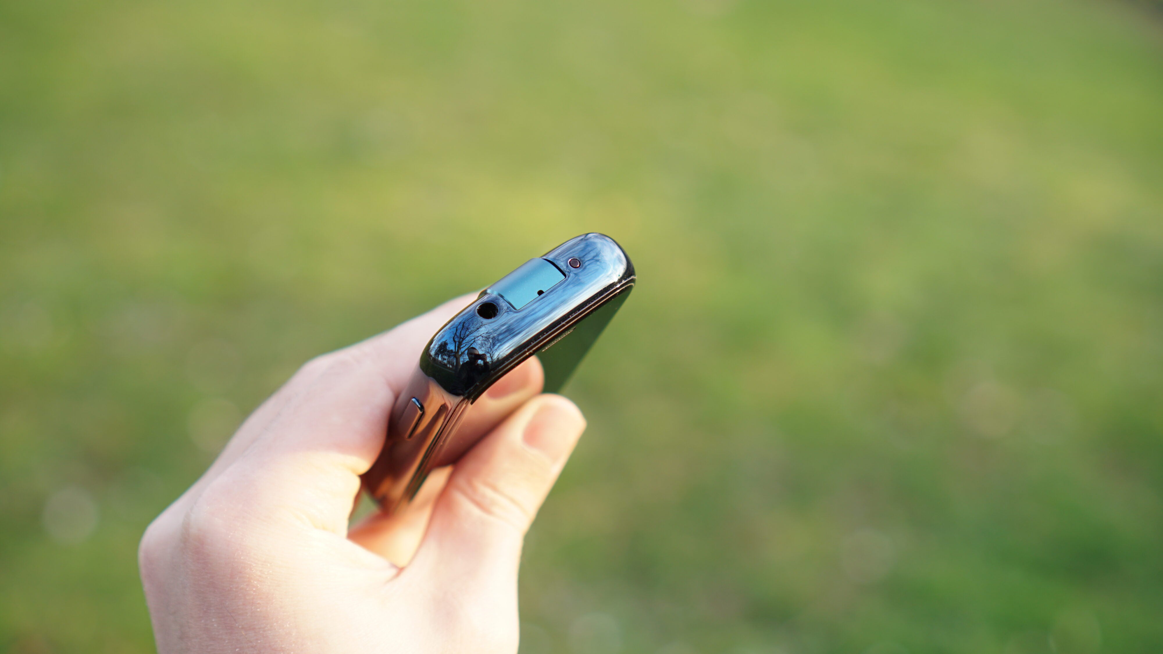 Jelly 2 im Test: So gut ist das kleinste 4G-Handy der Welt wirklich